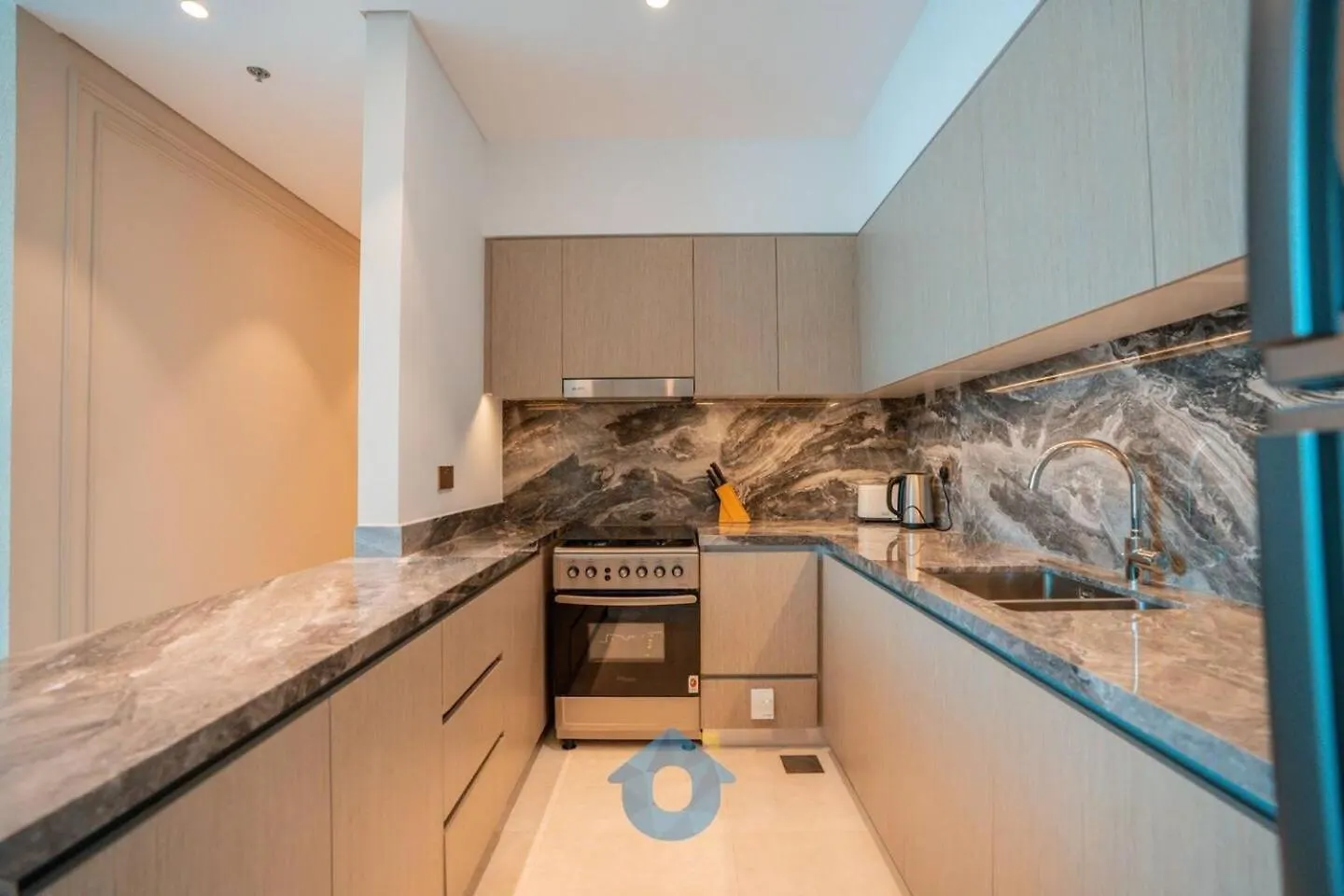 Apartment Like Home - 6203 Luxury & Serenity 2-Bhk Penthouse With Breathtaking Views Dubai